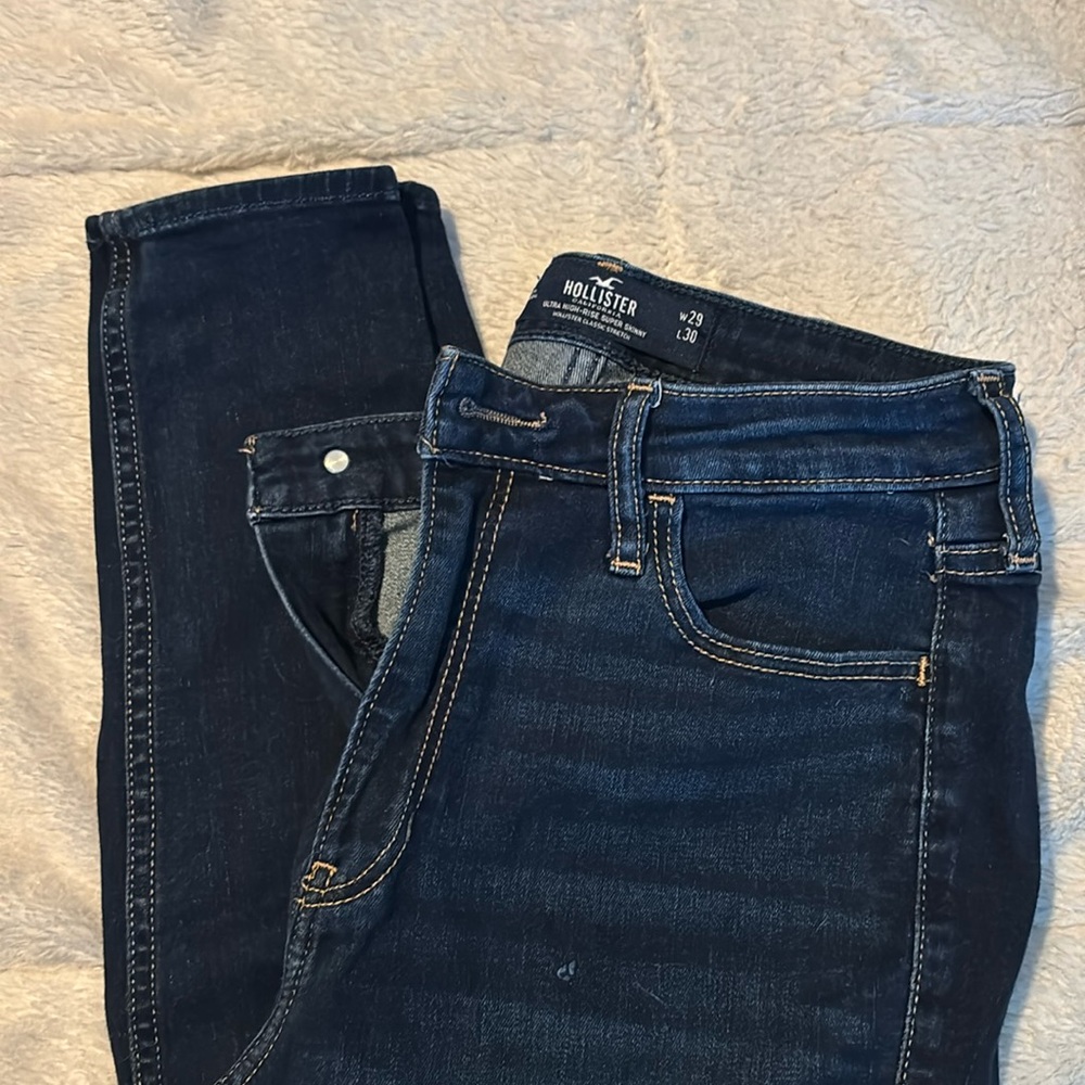 Hollister Dark Wash 9R High Waisted Skinny Jeanz